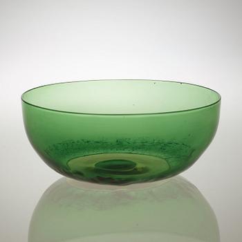 A Tapio Wirkkala glass bowl, Venini, Murano, Italy.