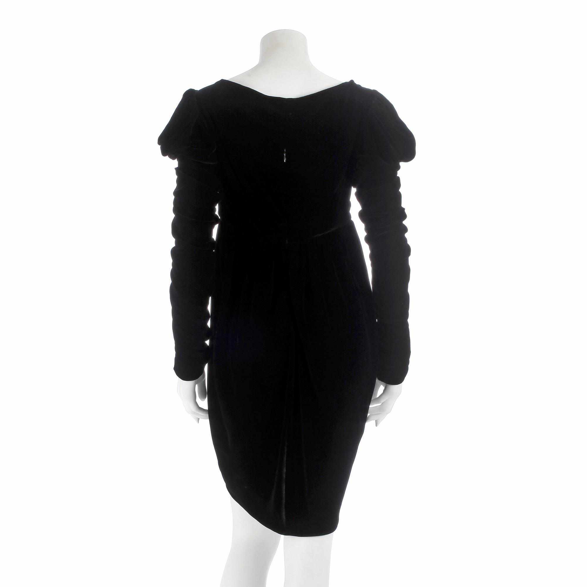 NORMA KAMALI, a black velvet dress. Size US 8.