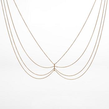 An 18K gold necklace, clasp with a citrine and pearls, Swedish hallmarks 1920.
