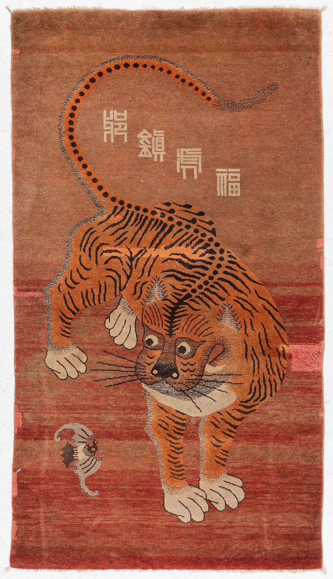 Matta, Mongoliet, antik, omkring 1900, ca 168 x 94 cm.