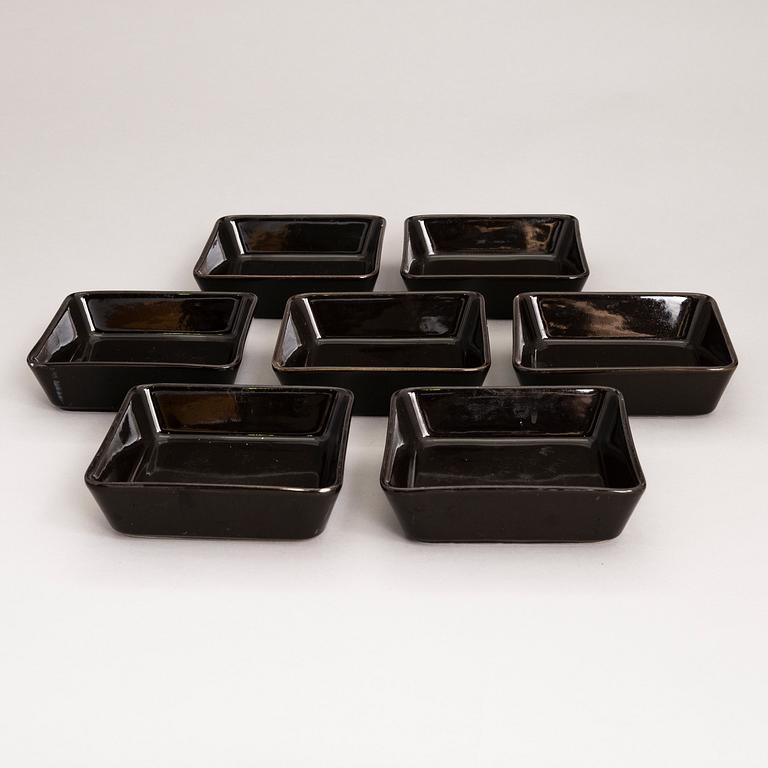 KAJ FRANCK, astiasto, 37 osaa, "Kilta" Arabia 1900-luvun puoliväli.