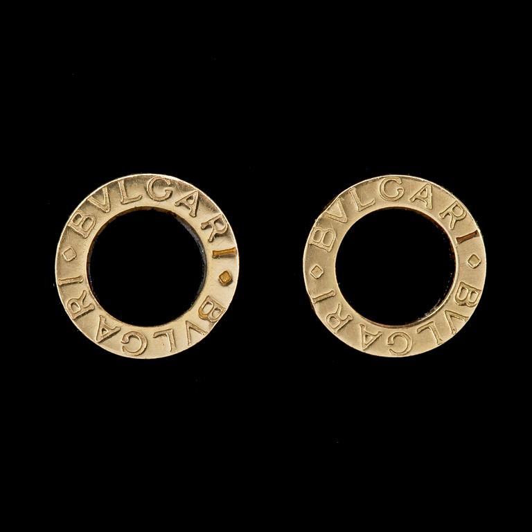 ÖRHÄNGEN, Bulgari, guld med onyx.