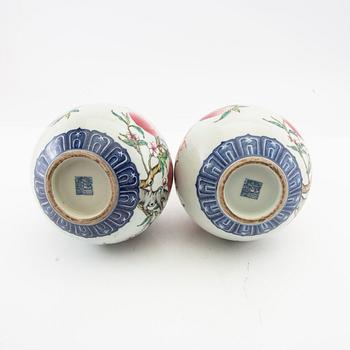 A pair of porcelain vases, China, second half of the 20th century.