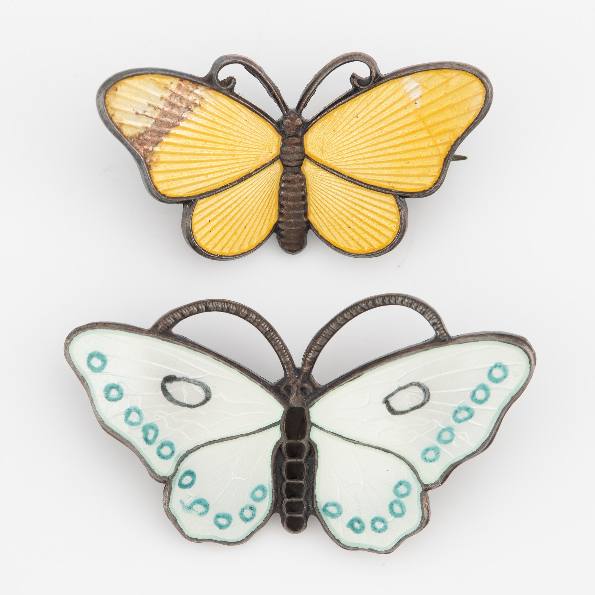 Brooches, a pair, butterflies, Aksel Holmsel, silver and enamel.