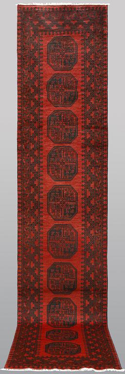 Gallerimatta, Afghan, ca 383 x 78 cm.