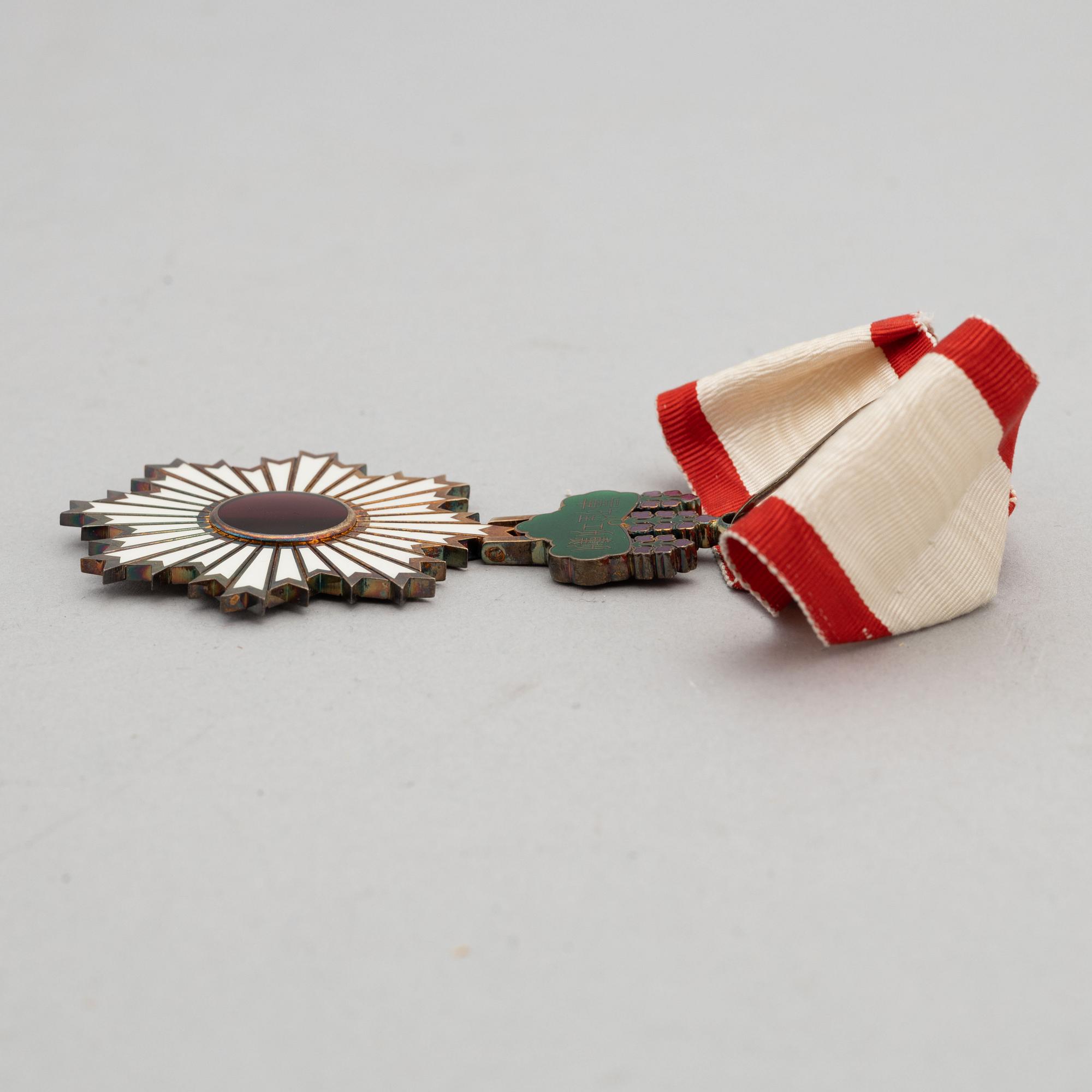 Order of the rising sun, Japan, third class. - Bukowskis