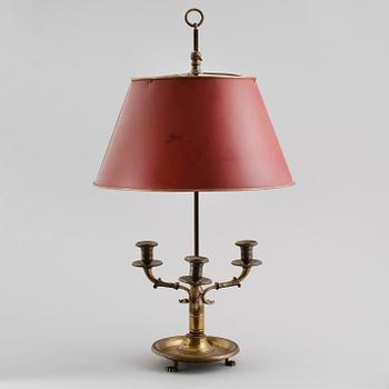 BOUILOTTELAMPA, mässing, empirestil, 1900-talets första hälft.