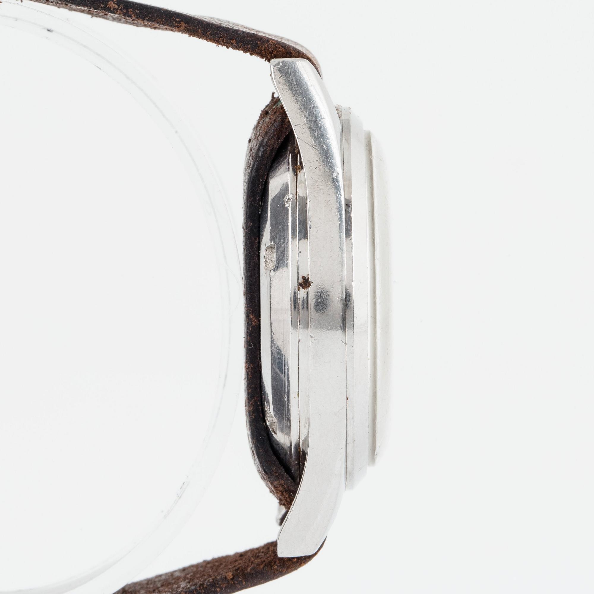 Omega, Railmaster, "Broad Arrow hands".