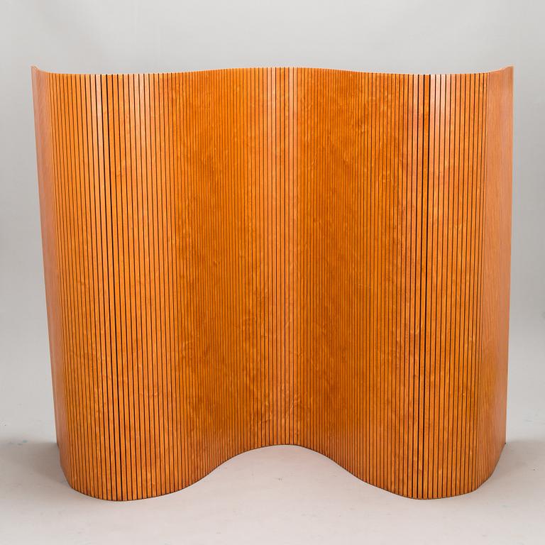 A wooden 'Sebastian' screen/room divider, Martela, Finland.