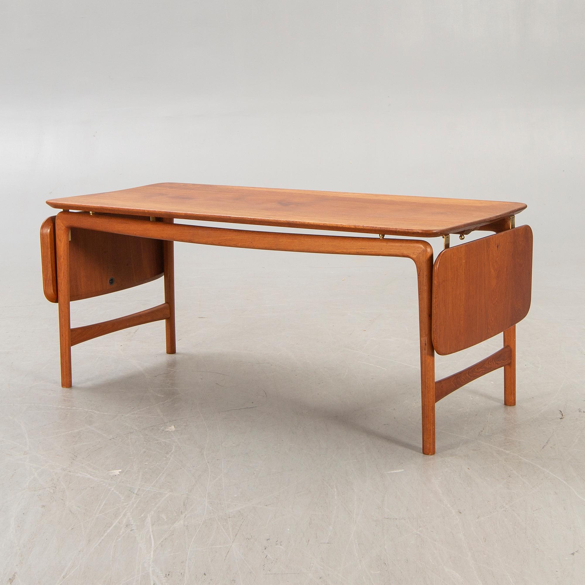 Peter Hvidt & Orla Mølgaard Nielsen,.