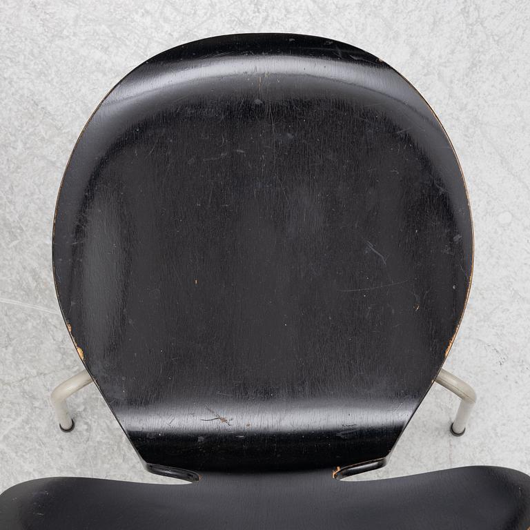 Arne Jacobsen, chairs, 4 pcs, "Ant", Fritz Hansen, Denmark, second half of the 20th century.