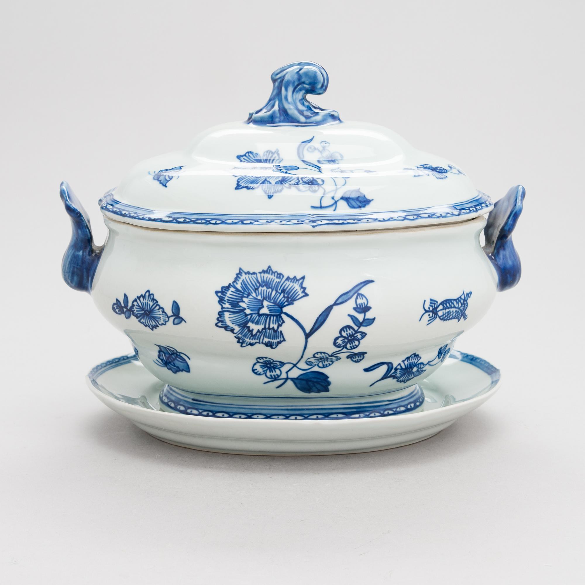Servisdelar, 12 st, porslin, "Nejlika", IKEA, ur IKEA:s 1700-talsserie, 1990-tal.