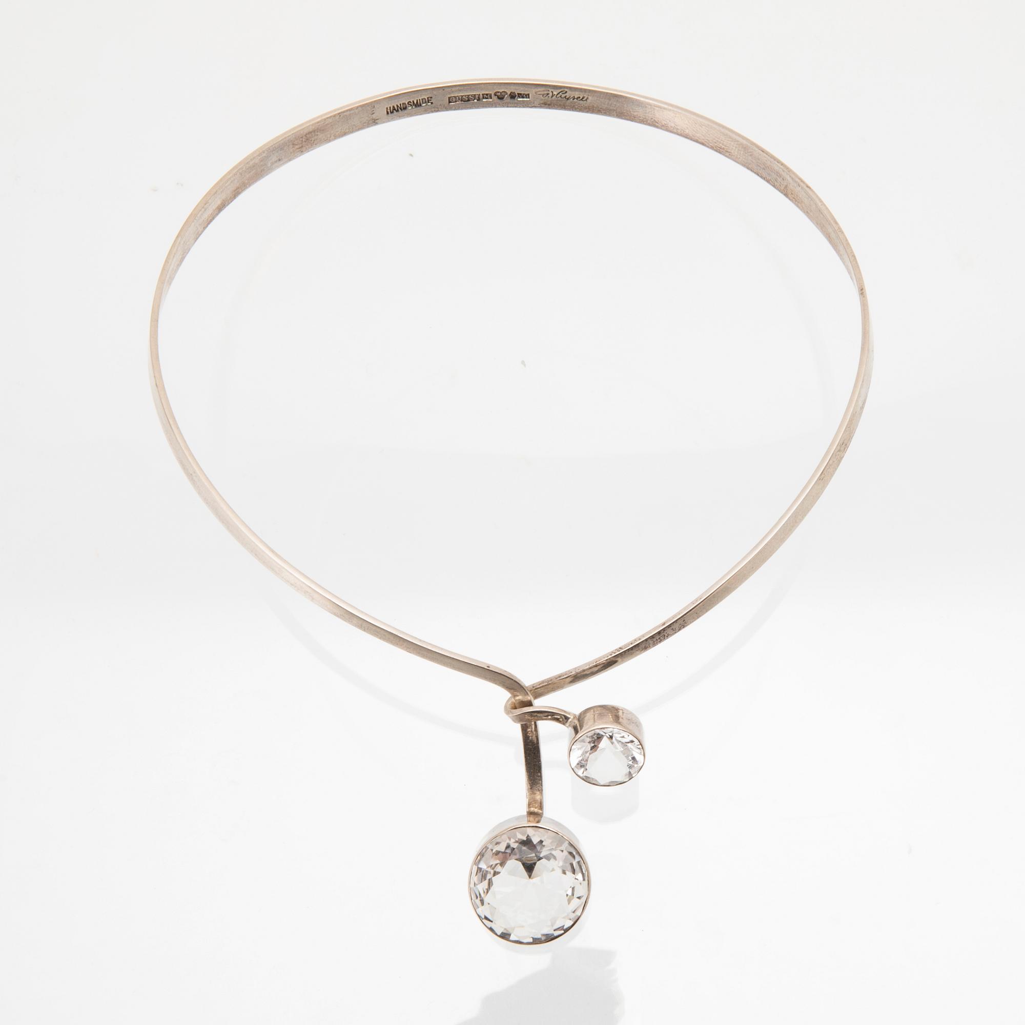 Gert Thysell, stelt halsband sterling silver och runda briljantslipade bergskristaller Gussi Malmö 1973.