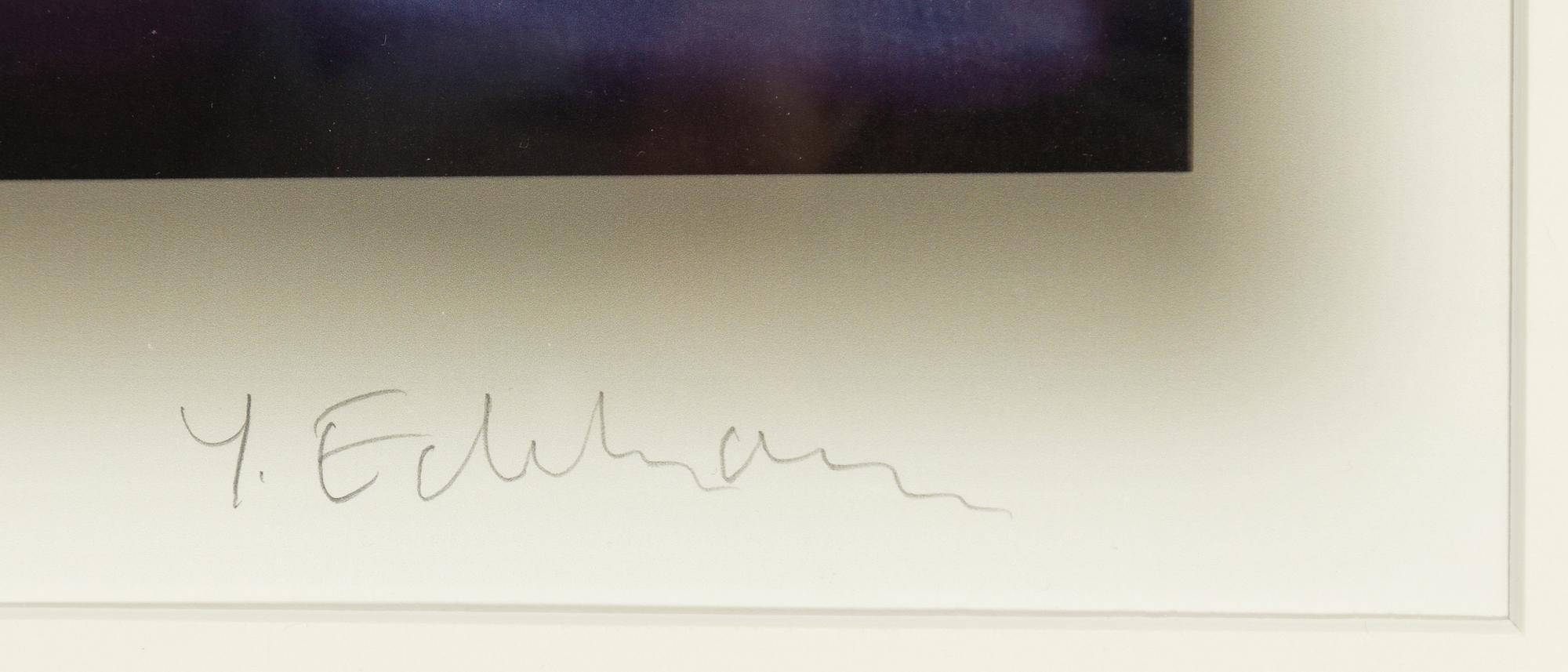 Yrjö Edelmann, "Two parcels in harmonic motion".