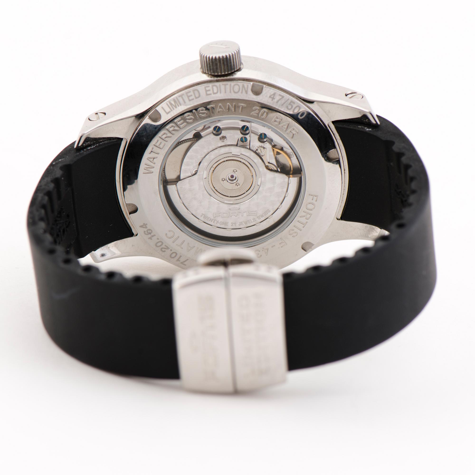 FORTIS, Jumping Hour, wristwatch, 43 mm.