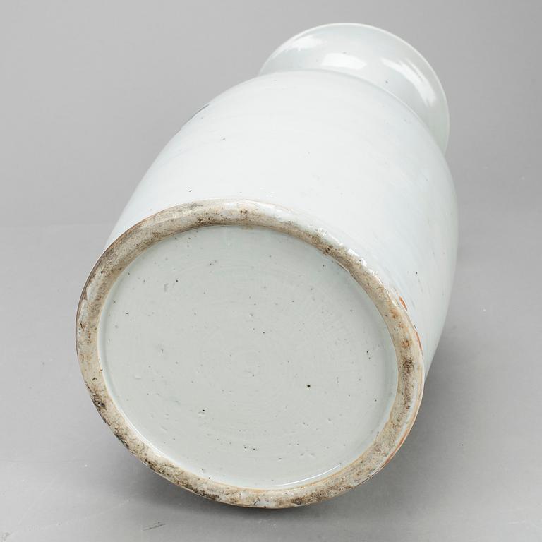 GOLVVAS, porslin, Kina, 1800/1900-tal.