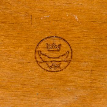 Alvar Aalto, a mid-20th century 'A86' table for O.Y. Huonekalu-ja Rakennustyötehdas A.B.
