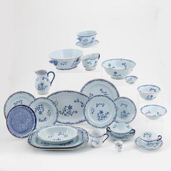 Servis, porslin, 103 delar, "ostindia, samt 8 delar "Ostindia floris", Rörstrand, varierande åldrar.