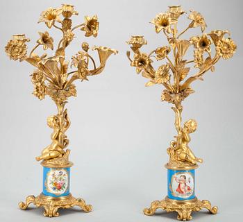 KANDELABRAR, ett par, 1800-talets senare hälft.
