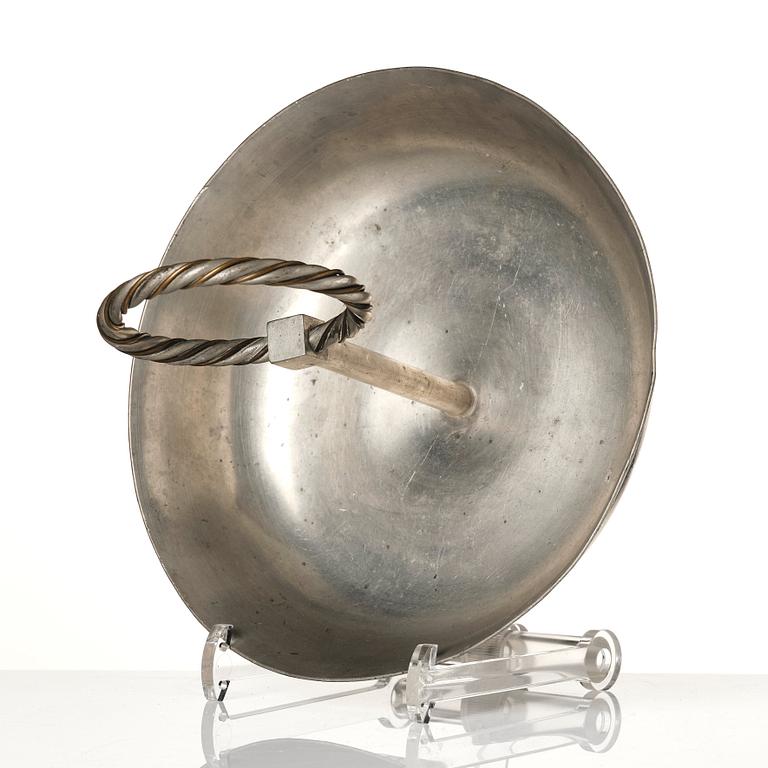 Björn Trägårdh, a pewter and brass bowl model "A 1505", Firma Svenskt Tenn, Stockholm 1932.