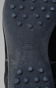 SKOR, Tod's.