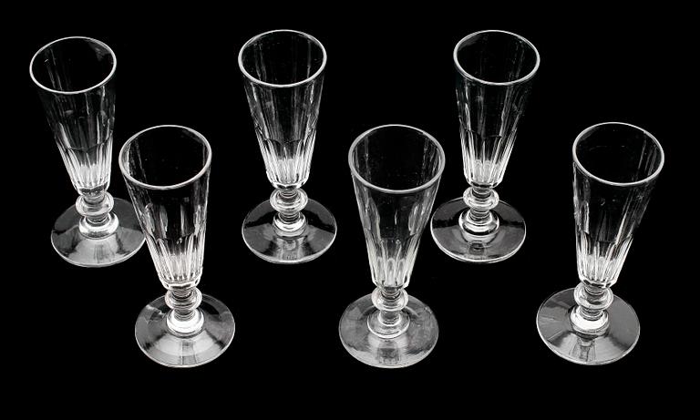 CHAMPAGNESTRUTAR, 6 st, glas, 1800-talets andra hälft.