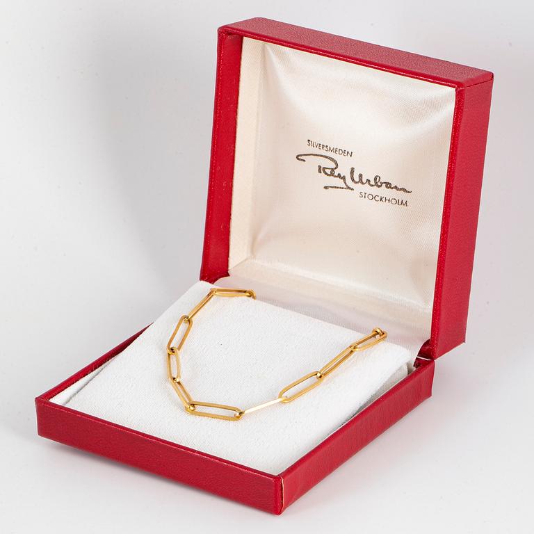 18K gold Rey Urban necklace.