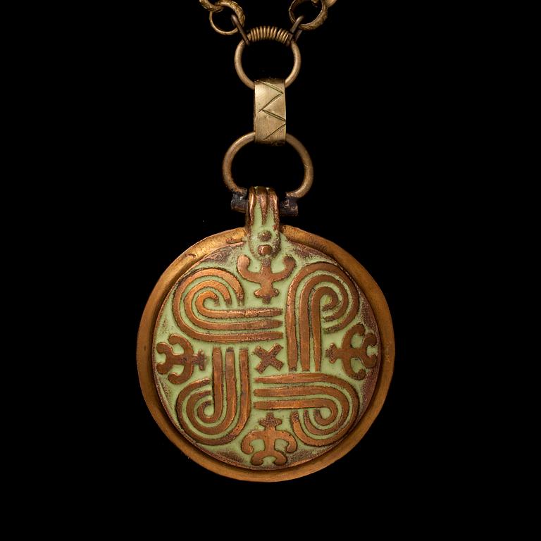 HALSSMYCKE, brons, "Hannunvaakuna", Kalevala Koru, 1900-talets första hälft.