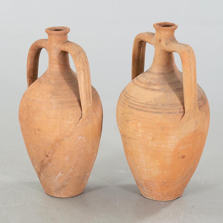 KRUS, 2 st, lergods, Europa, 1900-talets första hälft.