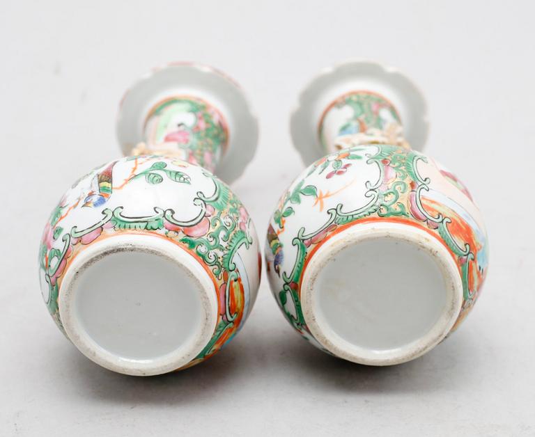 VASER, 1 par, porslin, Kina, Kanton, 1800-tal.