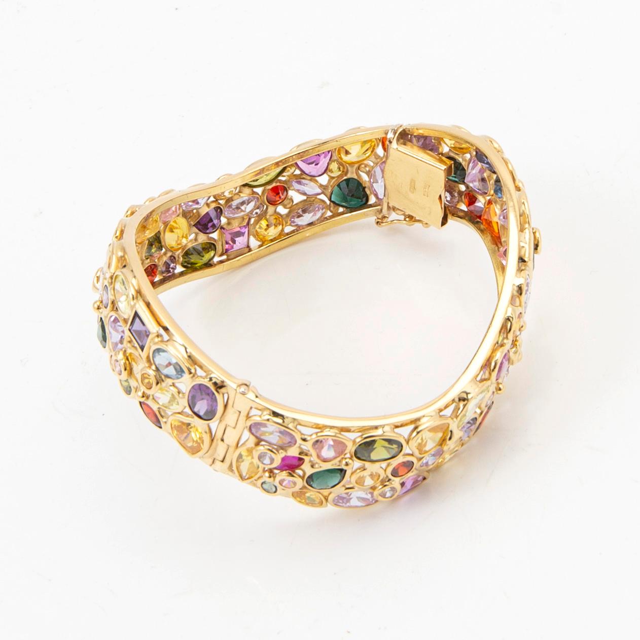 Armring, 18K gold with coloured gemstones, Italy.