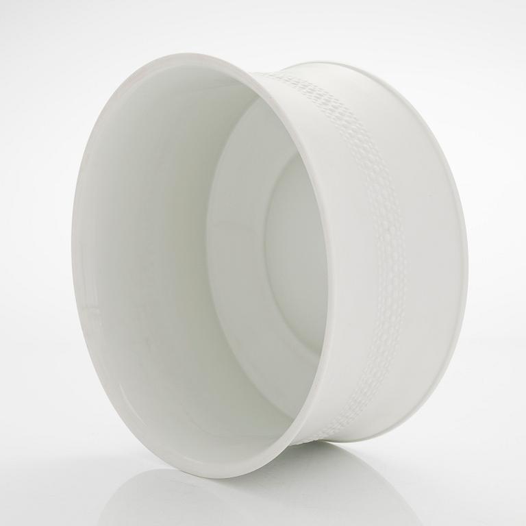 Tapio Wirkkala, bowl, model "Flower pot series" 7304/24 for Rosenthal Studio-linie, Germany 1960s.