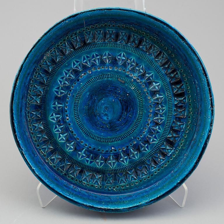 FIGURINE AND BOWLS, 3 parts, Bitossi, Italy, 1960s.