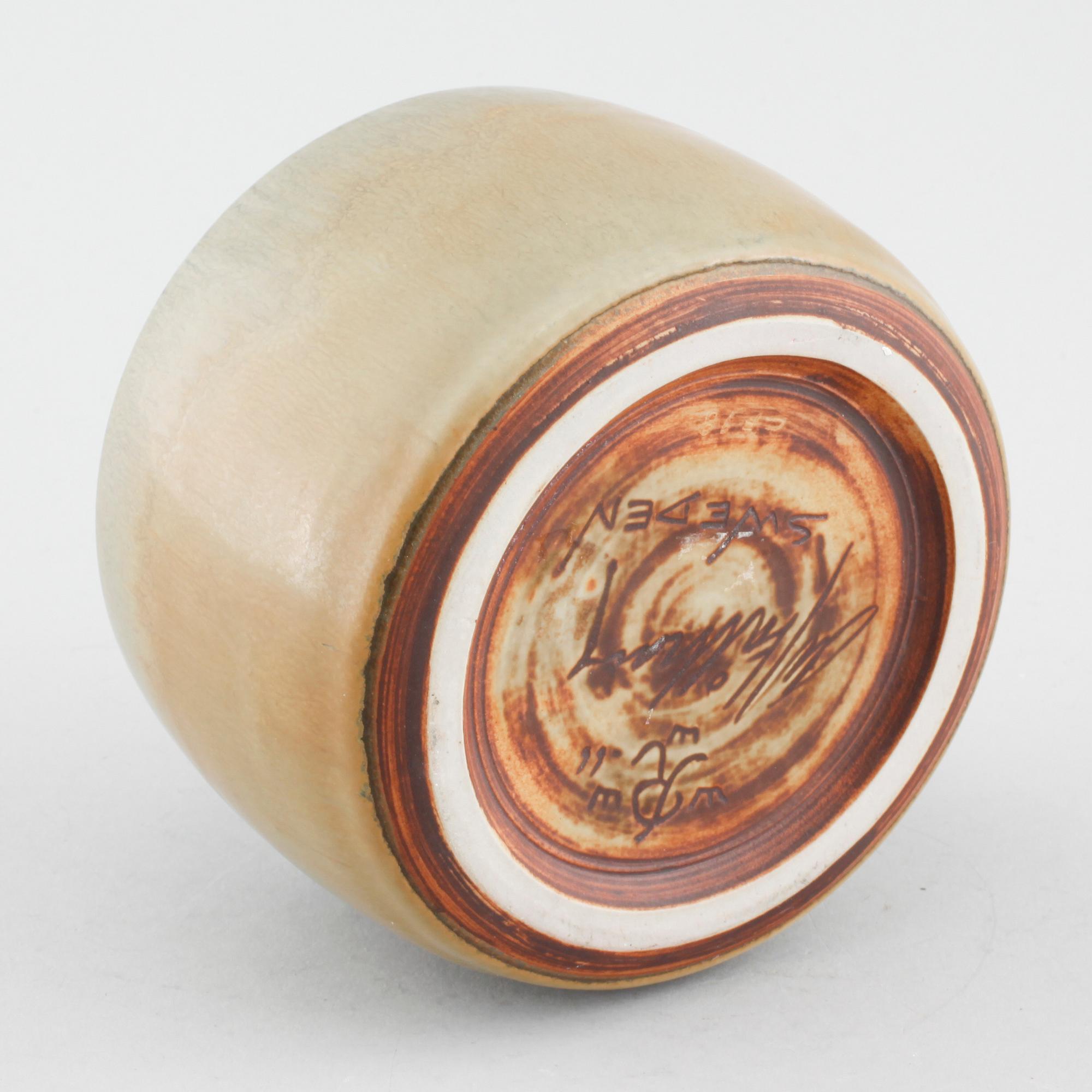 Unique stoneware vase by CARL-HARRY STÅLHANE, Rörstrand, signed and dated -66.