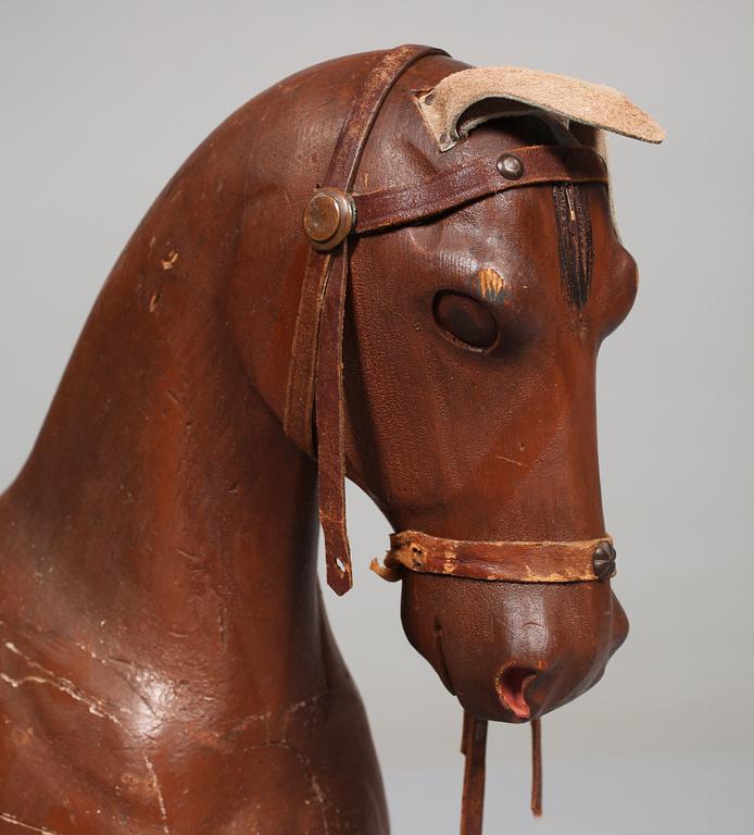 GUNGHÄST, troligtvis Gemla, tidigt 1900-tal.