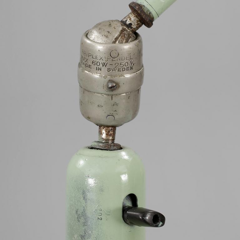 INDUSTRILAMPA, "Triplex-pendel", Johan Petter Johansson, 1900-talets första hälft.