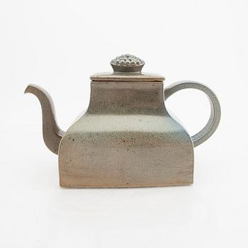 Signe Persson-Melin, a glazed ceramic teapot.