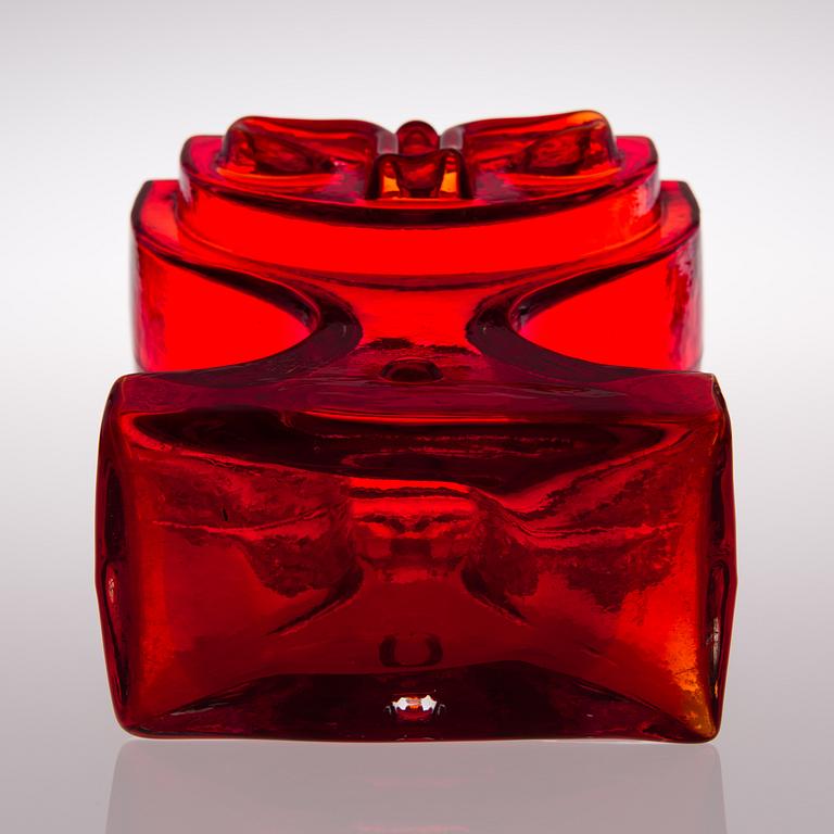 A 1970S GLASS VASE VIKTORIANA by Riihimäen Lasi.