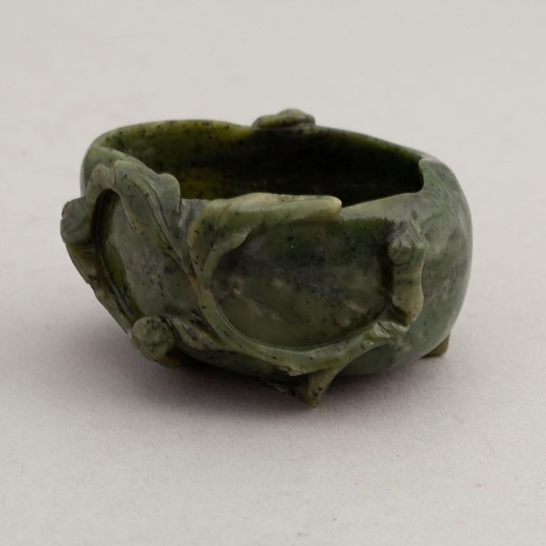 A peach shaped green stone brush washer, Qing dynasty.