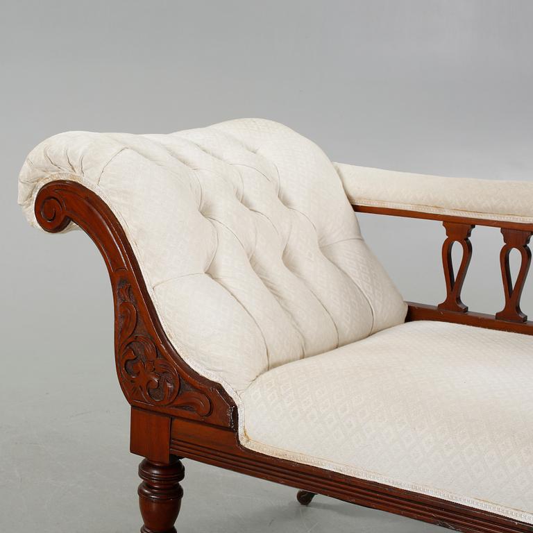 A canapé, probably english, late 19th century.