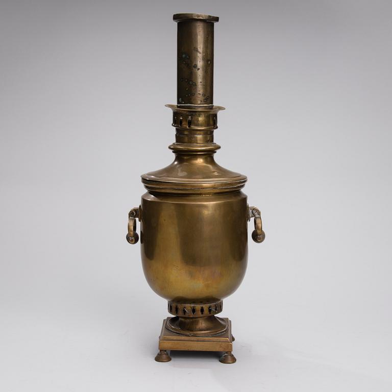 SAMOVAR, mässing, stämplad, Ryssland, sekelskiftet 1800/1900-tal.