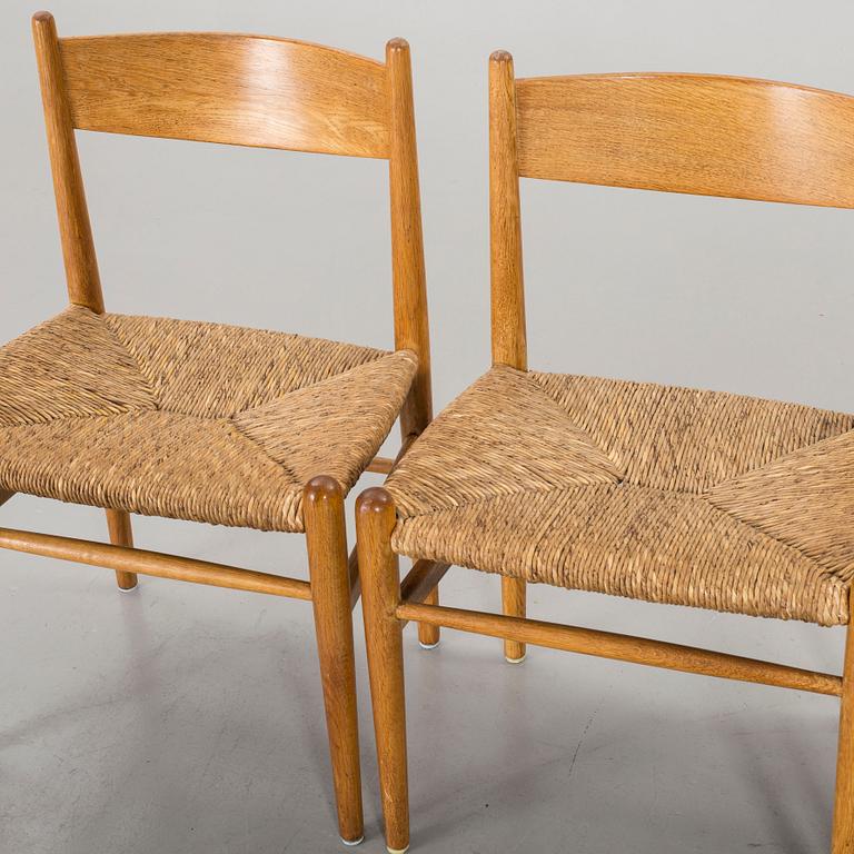 A SET OF 4 HANS J WEGNER "CH 36" CHAIRS.