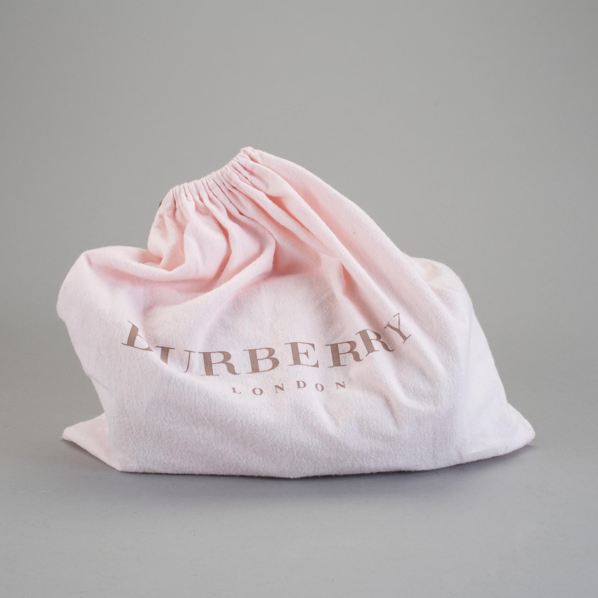 VÄSKA, Burberry.