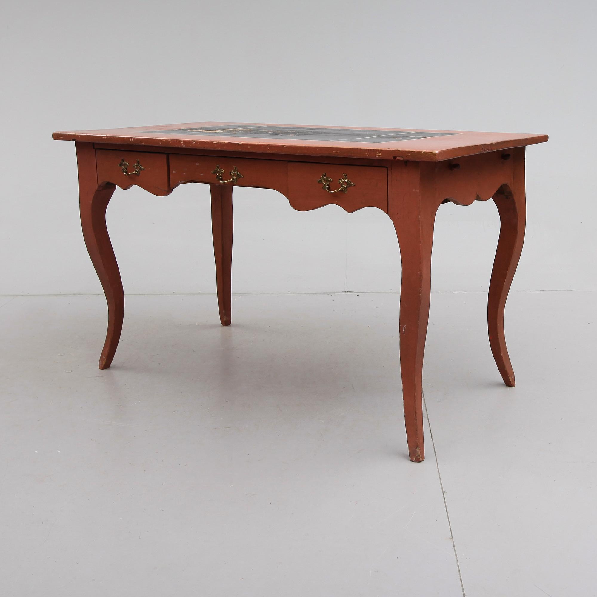 SKRIVBORD, rokokostil, 1800-talets första hälft.