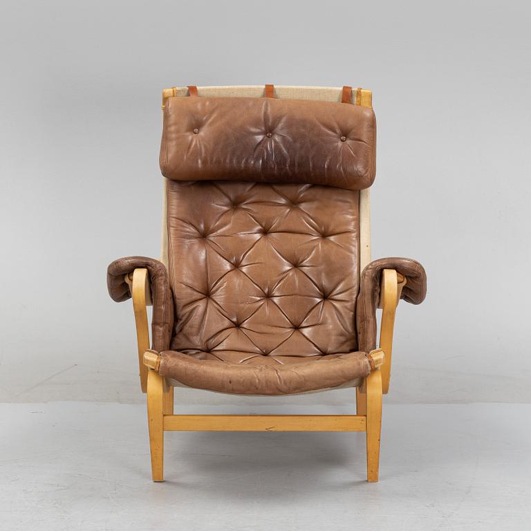 A 'Pernilla' lounge chair by Bruno Mathsson for Dux, end of the 20th Century.