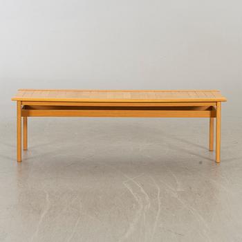 AN 1988 OAK BENCH LAMMHULT, SWEDEN.