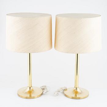 A pair of brass table lamps by Möllers Armatur, Eskilstuna, second half of the 20th century.
