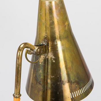 Paavo Tynell, golvlampa, modell 9628 för Idman 1900-talets mitt.