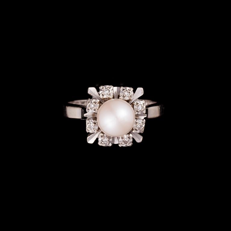 RING, 18K vitguld, pärla, diamanter. vikt ca 4,7 g.