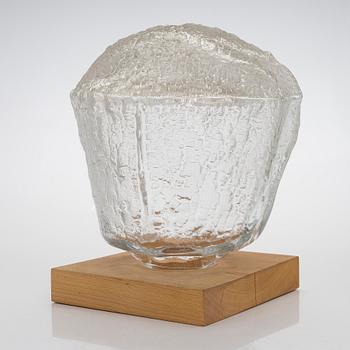 Timo Sarpaneva, konstglas, ur serien Finlandia, Iittala. Signerad Timo Sarpaneva Iittala -66.